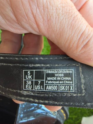 Sandalias Dr. Martens Negras Charol