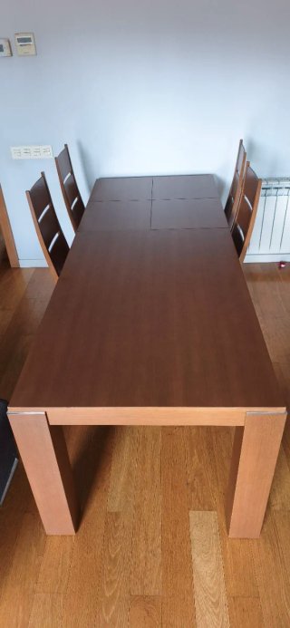 Mesa comedor extensible con 4 sillas