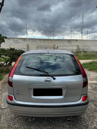 Nissan Almera 2003