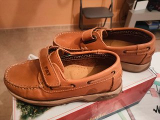 Zapatos náuticos niño marrones