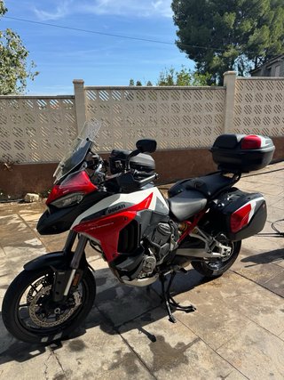 Ducati Multistrada V4 S Adventure FULL