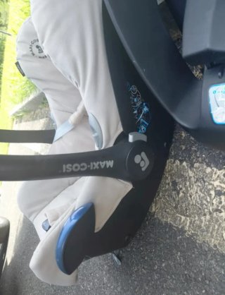 Maxi-Cosi Seggiolino Auto + Base