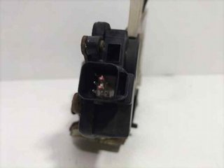 CERRADURA PUERTA TRASERA DERECHA 814202E000 84194