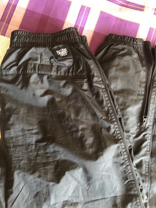 Conjunto chandall Nike negro