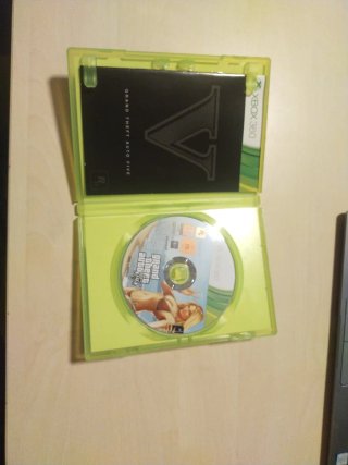 Pacchetto PS3: GTA V + Planet 51 e regalo GTA 5 Xbox 360