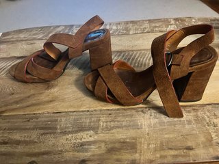 Sandalias Audley Serraje T37