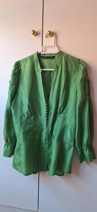 Blusa Zara Seda Verde Talla S