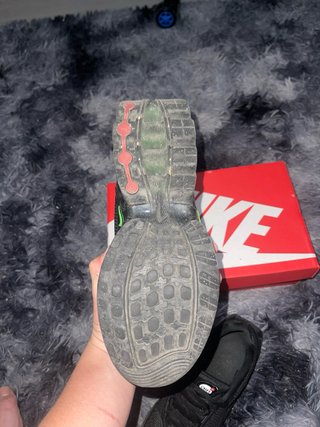 Nike Air Max DN con cámara de aire verde