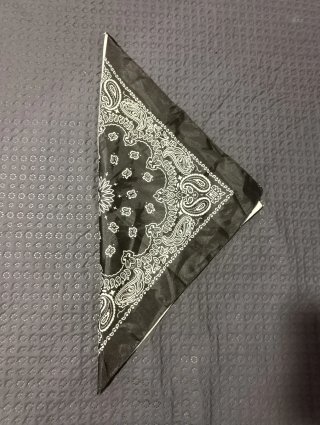 Pañuelo bandana blanco y negro
