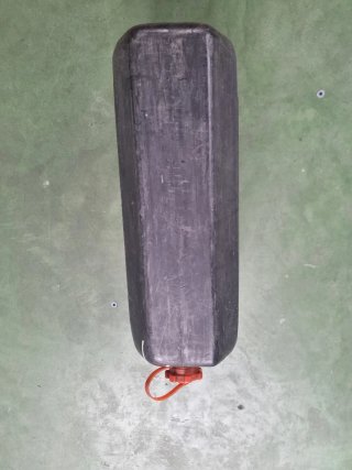 Bidón de gasolina negro 20 litros