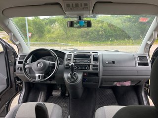 Volkswagen Caravelle 2015