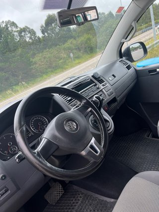 Volkswagen Caravelle 2015