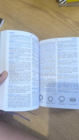 Pack libro de latín + diccionario de latín