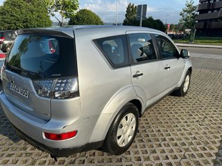 Mitsubishi Outlander 2008