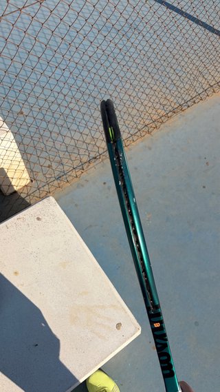 Wilson Blade v9