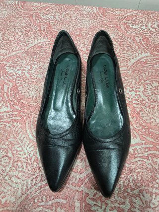 Zapatos de piel negros Talla 38