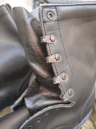 Botas de cuero negras 44