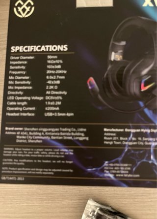 Cascos negros con micrófono