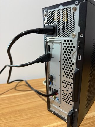 Torre Acer i3 10100 8GB RAM 256GB SSD