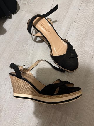 Zapatos de tacón Flylor negros