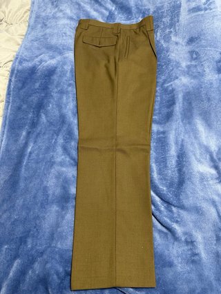 Traje de bonito caqui