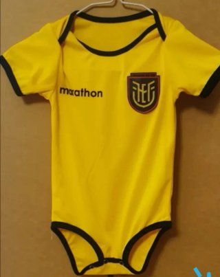 Body bebé amarillo Ecuador 2026 mundial 3 -6 meses
