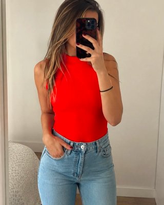 Body rojo Stradivarius Talla XL