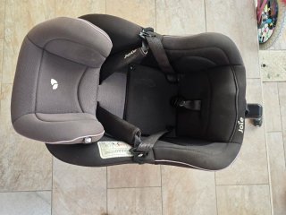 Silla de coche Joie giratoria 360