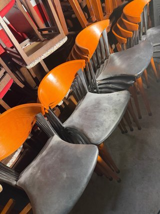 Sillas de cafetería/panadería a 10€ cada