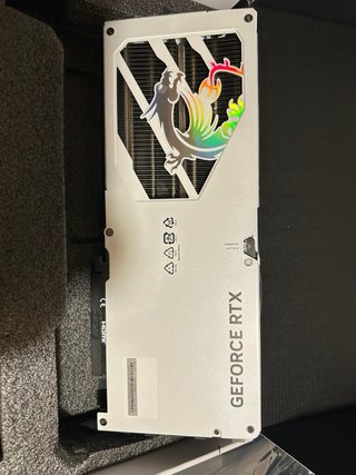 MSI RTX 5080 Gaming Trio White (Solo desprecintada