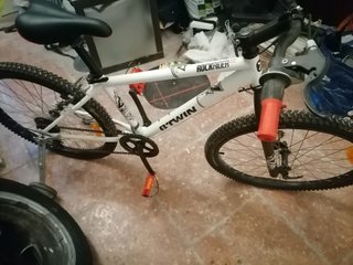 Bicicleta infantil B'TWIN blanca