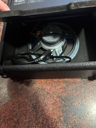 Amplificador Washburn Negro