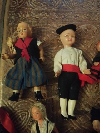 Lote de 13 muñecas antiguas miniatura