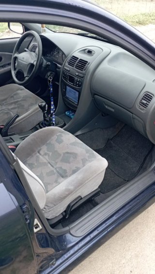 Mitsubishi Carisma 1996