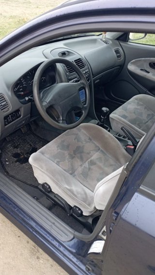Mitsubishi Carisma 1996