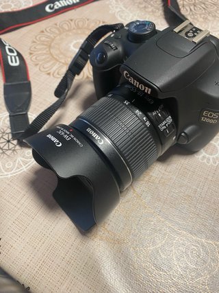 Cámara Canon Reflex EOS 1200