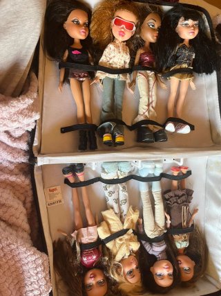 Maletín muñecas bratz con ropa y accesorios