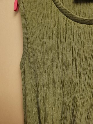 Vestido, verde. Pequeña moma. Talle única. 38-40