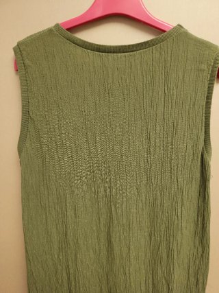 Vestido, verde. Pequeña moma. Talle única. 38-40
