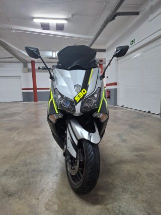 Yamaha T-Max 530 Maxi Scooter