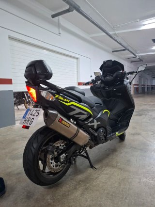 Yamaha T-Max 530 Maxi Scooter