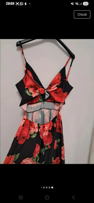 Vestito estivo donna con fiori rossi