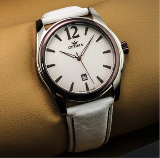 Reloj Optima Swiss Made Blanco y Plateado