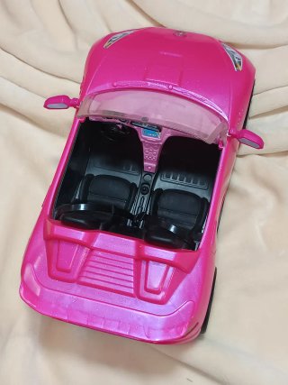 Coche rosa Barbie descapotable