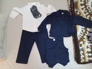 2 conjuntos de Trajes niño completo 2 tallas 9-12