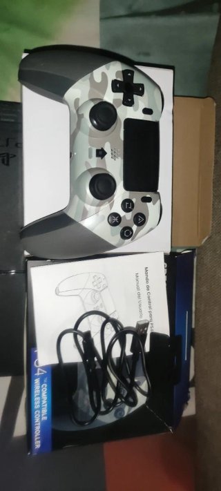 Consola PS4 + Mando Spectrum Camuflaje
