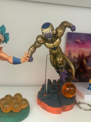 Goku Blu & Gold Frieza Action Figure Set