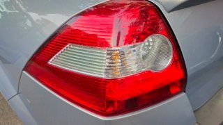 Faros y pilotos Renault Megane 2