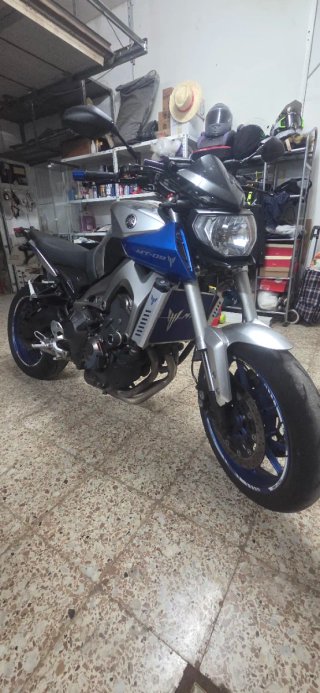 Yamaha MT-09 2015 Azul/Plata