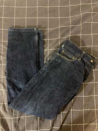 Pantalones 10€ cada uno